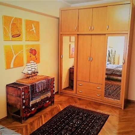 Spacious And Cozy Tashkent Exterior foto